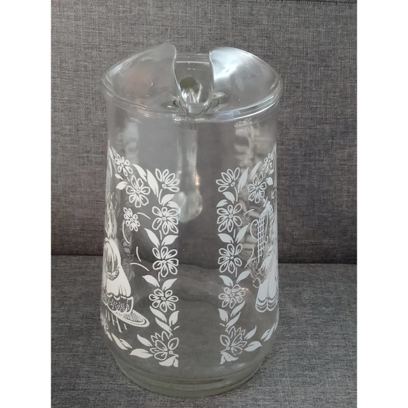 Vtg Southern Bell Pitcher White Etched Heavy Glass Elegant Lady w/ Umbrella (su1 - Picture 3 of 5